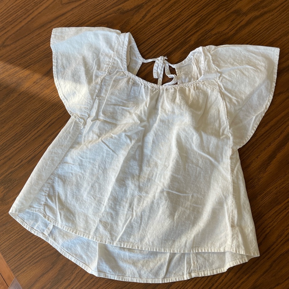 Old Navy White Flutter Sleeve Blouse